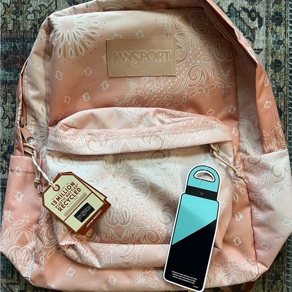 BNWT JANSPORT backpack - Picture 1 of 4